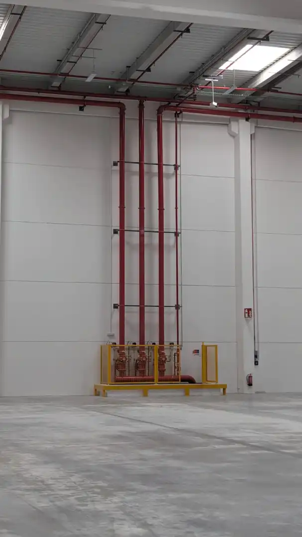 Nave industrial de alquiler en Gelida con Calefacción