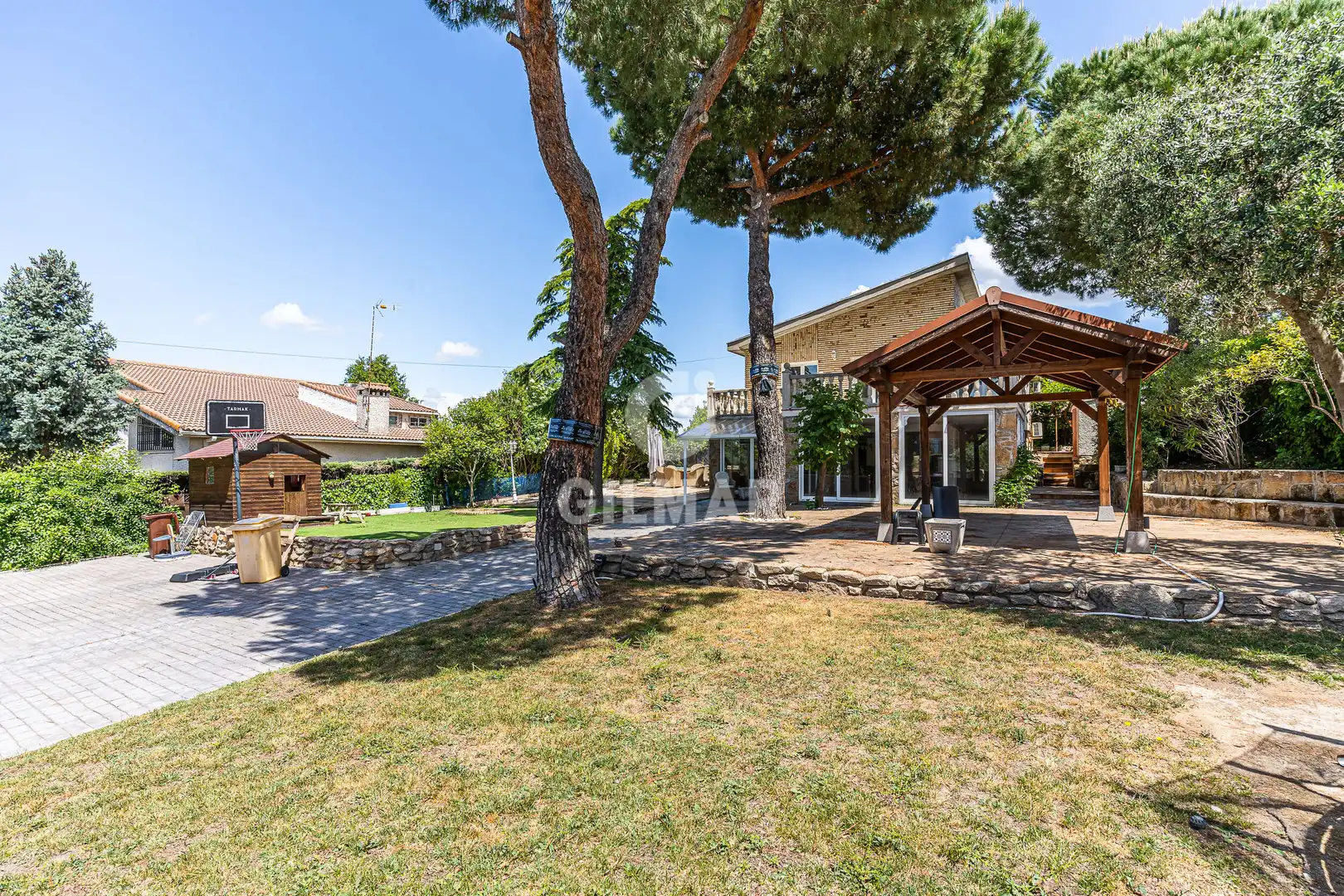 Jardín de Casa o chalet en venta en Boadilla del Monte con Calefacción, Jardín privado y Piscina