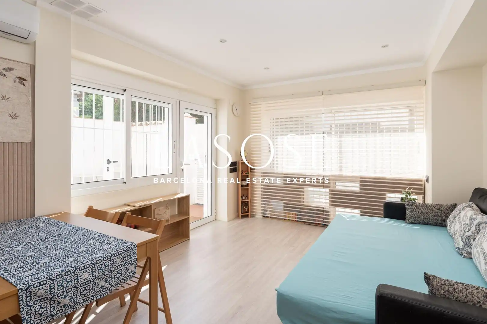 Dormitori de Loft de lloguer en Barcelona amb Aire condicionat, Jardí privat i Terrassa