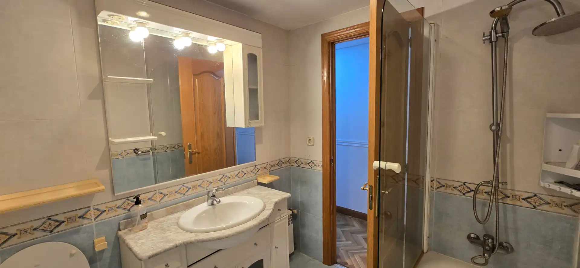 Baño de Piso en venta en Las Rozas de Madrid con Aire acondicionado, Calefacción y Jardín privado