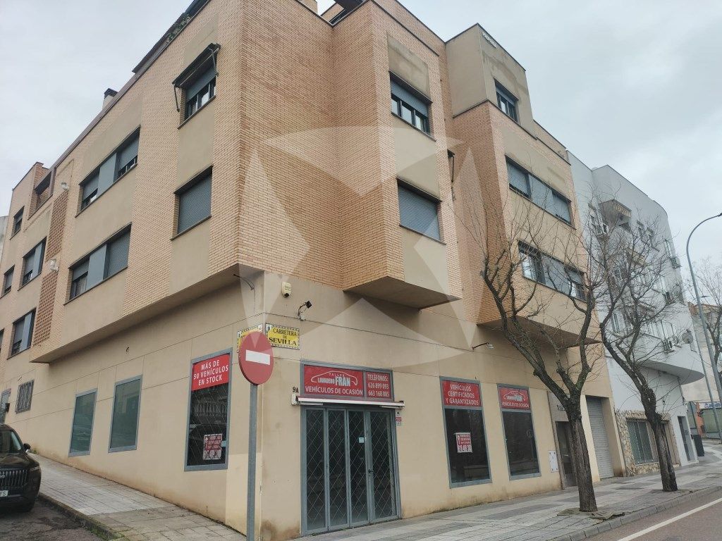 Pis en venda a De Sevilla  (N-432) Edificio Triana, Carretera de Sevilla - Los Montitos