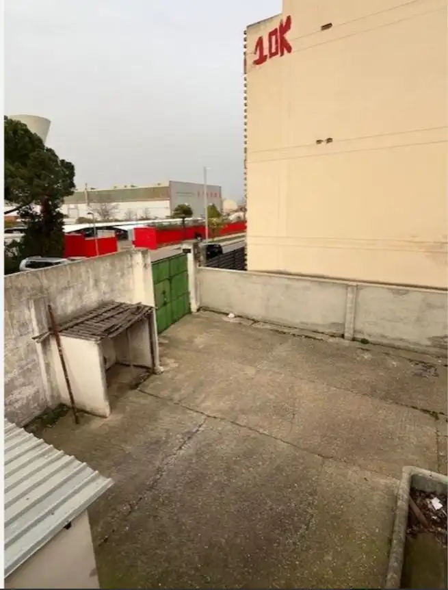 Vista exterior de Edificio en venta en Valladolid
