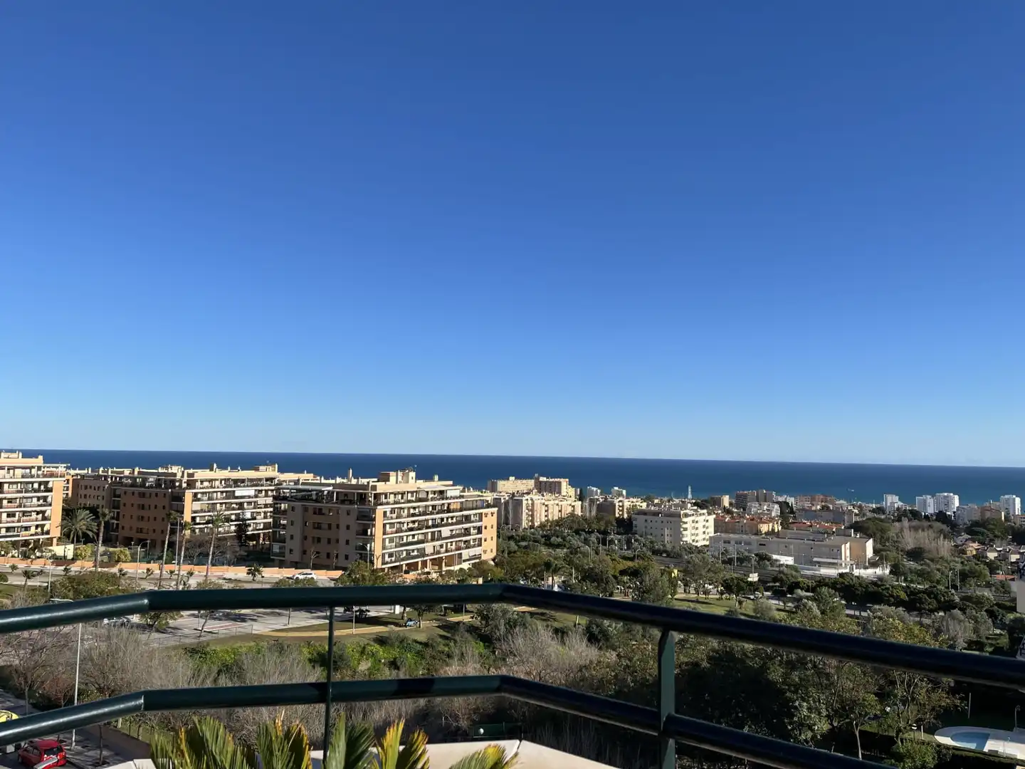 Vista exterior de Dúplex en venta en Torremolinos con Aire acondicionado, Calefacción y Terraza