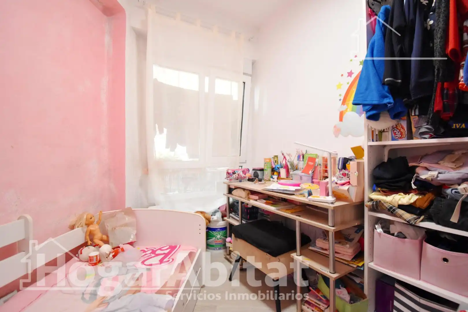 Schlafzimmer von Wohnung zum Verkauf in Oliva mit Parkett, Möbliert und Balkon