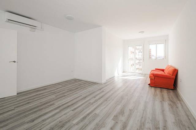 Piso en Alquiler en C. Padre Pedro Ayala en Barrio del Nervión