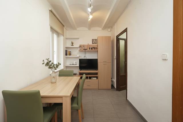 Piso en Venta en Carrer de la Riera Baixa en El Raval