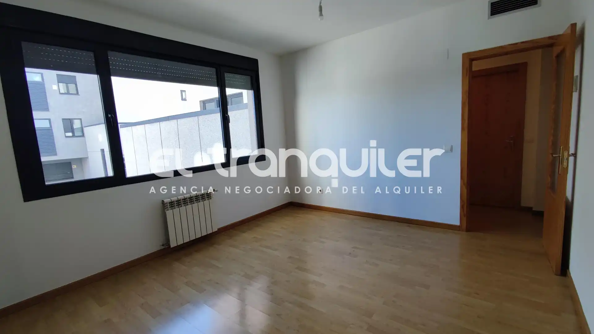 Flat for rent in Calle Tubas, Cuatro vientos