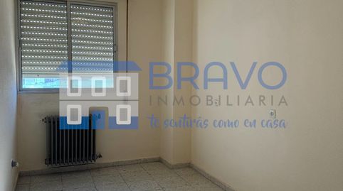 Foto 2 de Piso en venta en Plaza de las Pasaderas, Villanueva de la Serena, Badajoz
