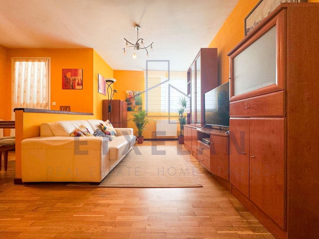 Living room of Flat for sale in Durango  with Heating, Storage room and Furnished