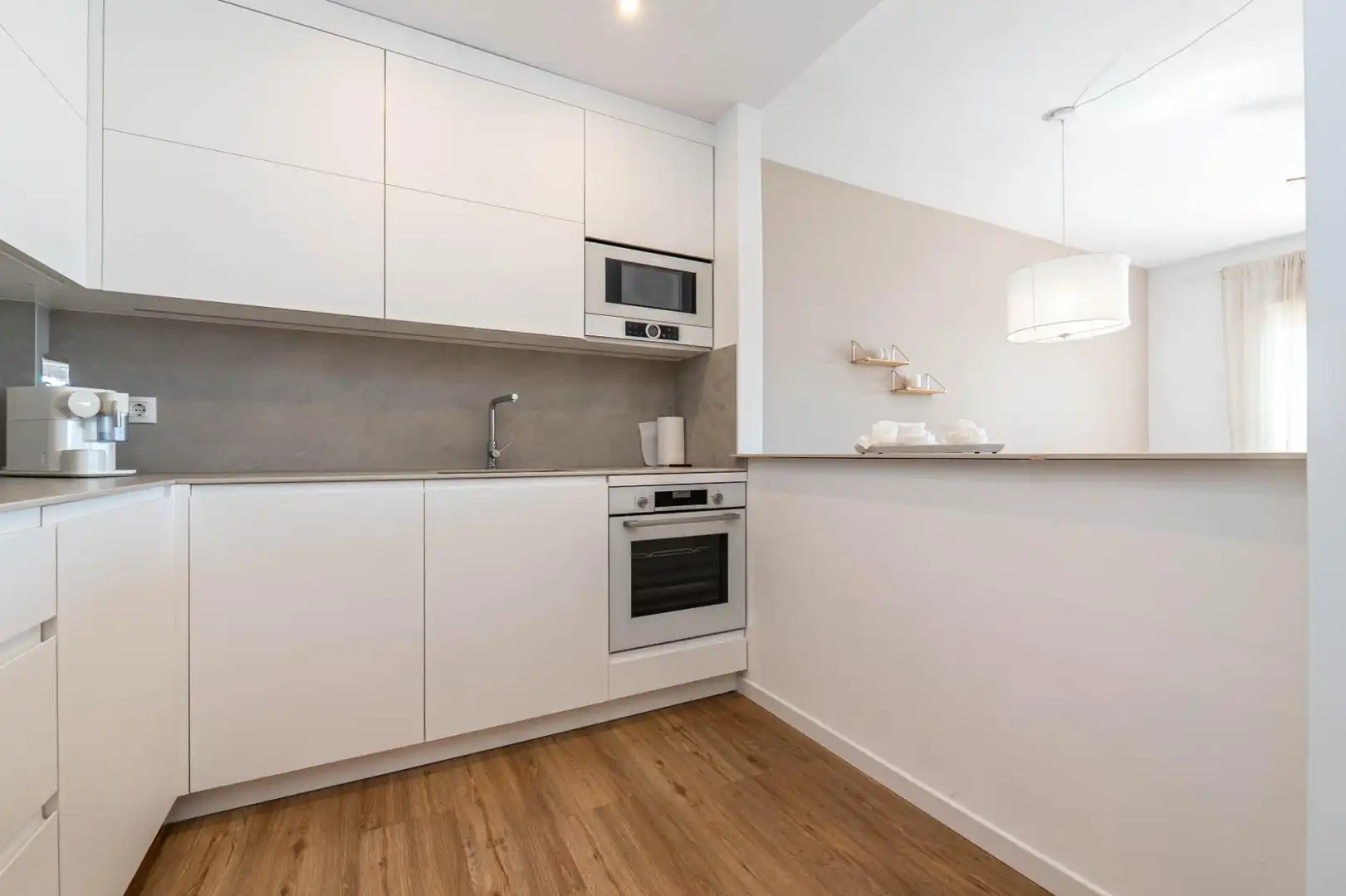 Cocina de Apartamento en venta en Almuñécar con Jardín privado, Terraza y Piscina comunitaria