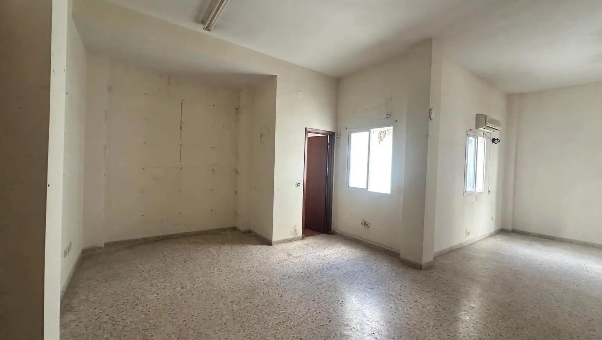 Büro zum Verkauf in Casco Antiguo
