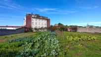 Jardí de Casa o xalet en venda en Santa Cruz de Bezana amb Jardí privat