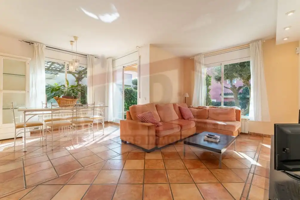 Houses for sale in Els Ametllers, Vilafortuny - Cap de Sant Pere, Cambrils