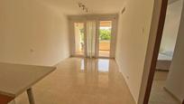 Apartament en venda en Estepona amb Terrassa i Piscina