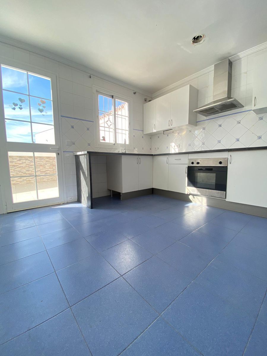 Kitchen of Single-family semi-detached for sale in Mijas  with Heating, Parquet flooring and Terrace
