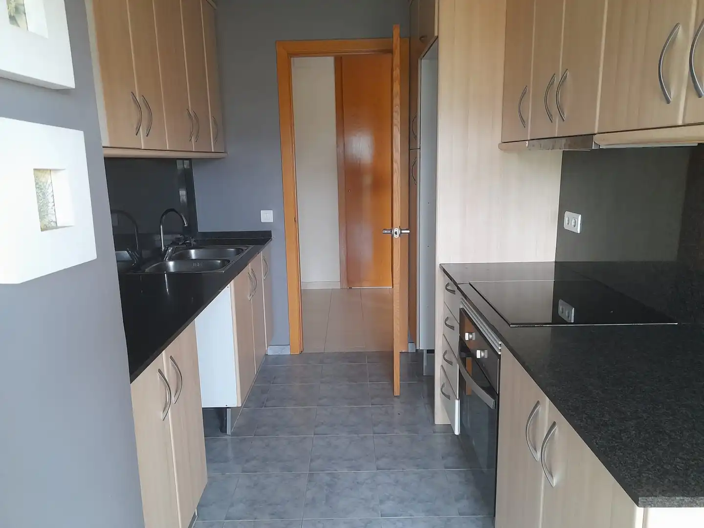 Cocina de Piso de alquiler en Sant Feliu de Llobregat con Aire acondicionado, Calefacción y Balcón