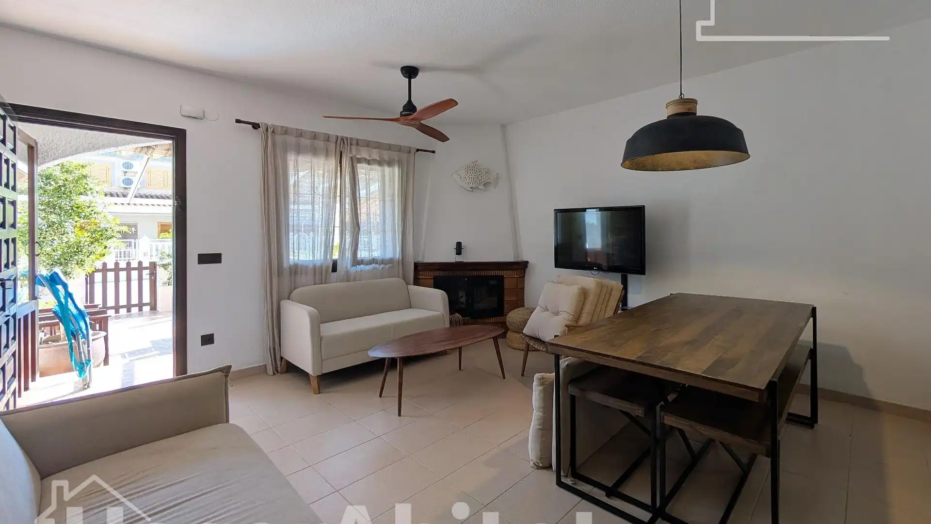 Sala d'estar de Casa o xalet en venda en Santa Pola amb Aire condicionat, Terrassa i Moblat