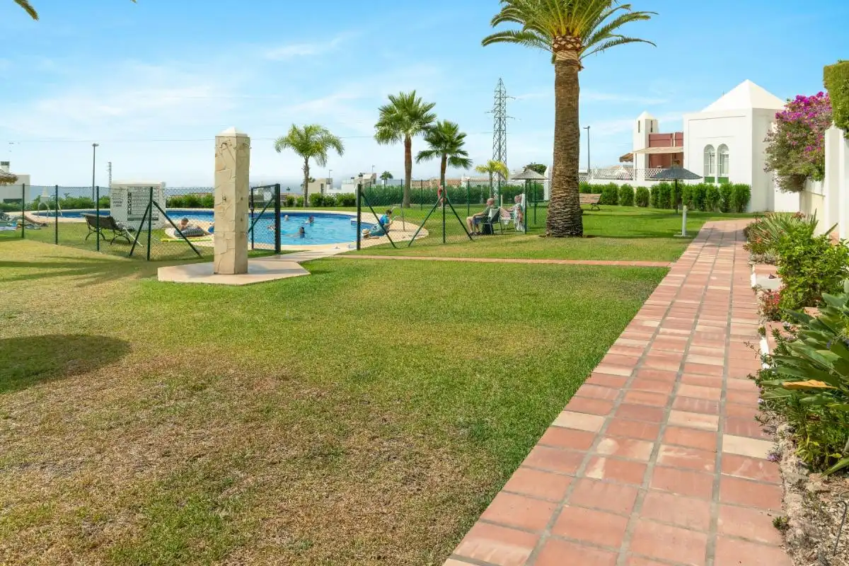 Swimming pool of Detached homes for sale in Nerja  with Air Conditioner, Heating and Private garden