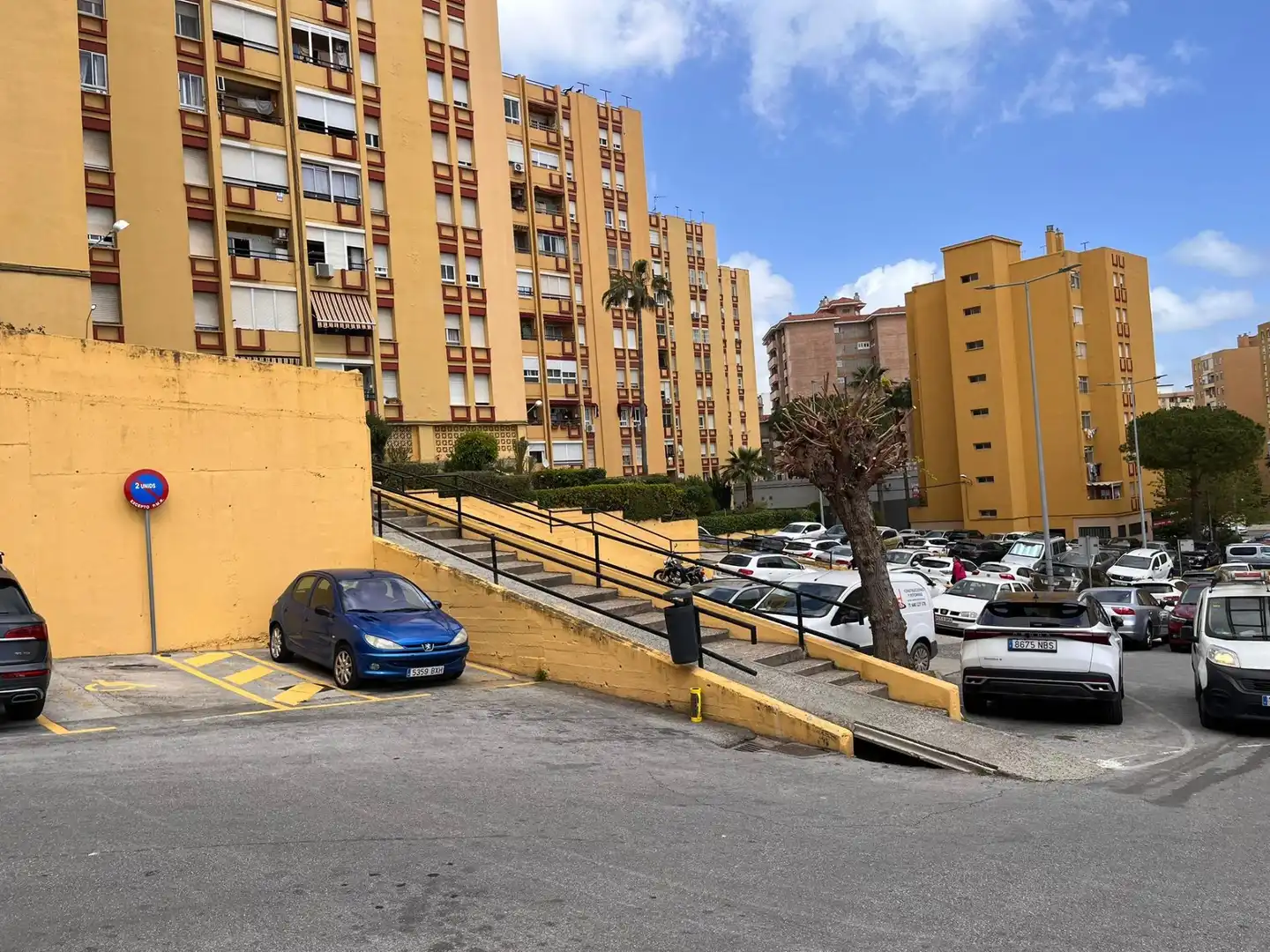 Vista exterior de Piso en venta en Algeciras con Balcón