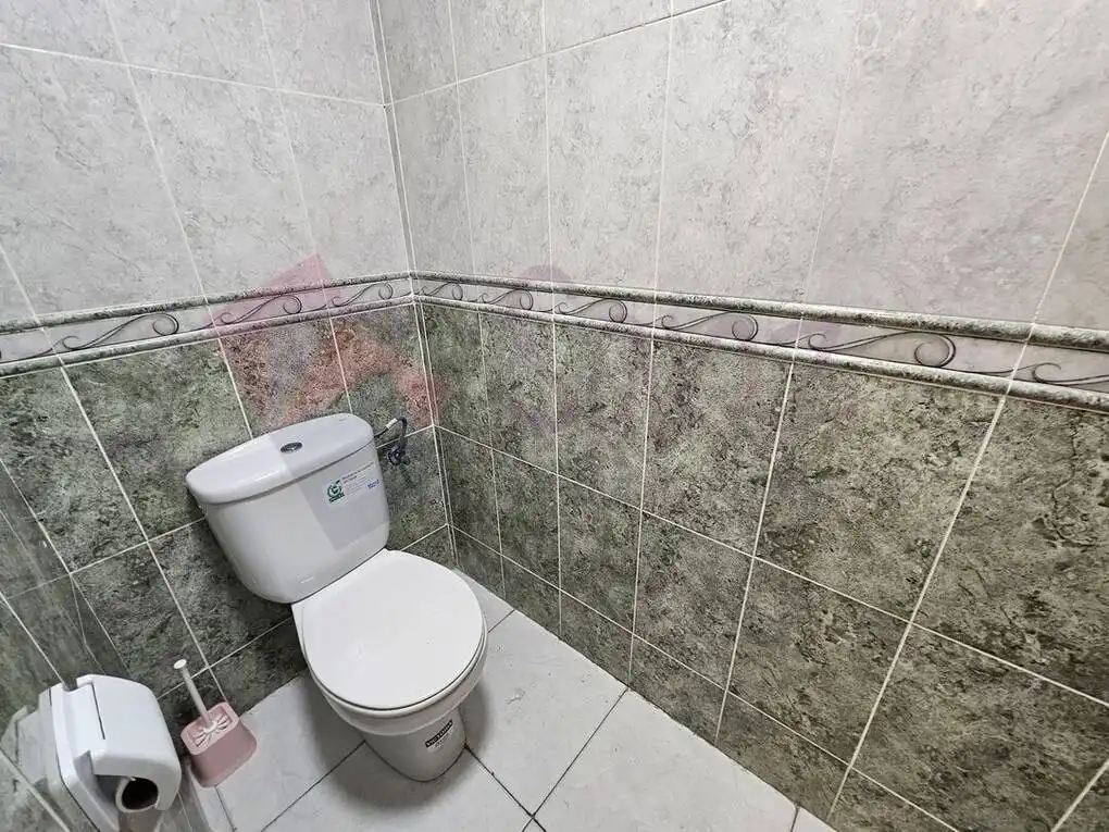 Badezimmer von Geschaftsraum zur Miete in  Logroño mit Klimaanlage