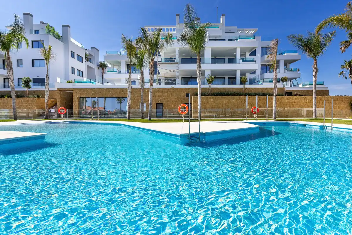 Piscina de Planta baja en venta en Mijas con Aire acondicionado, Calefacción y Terraza