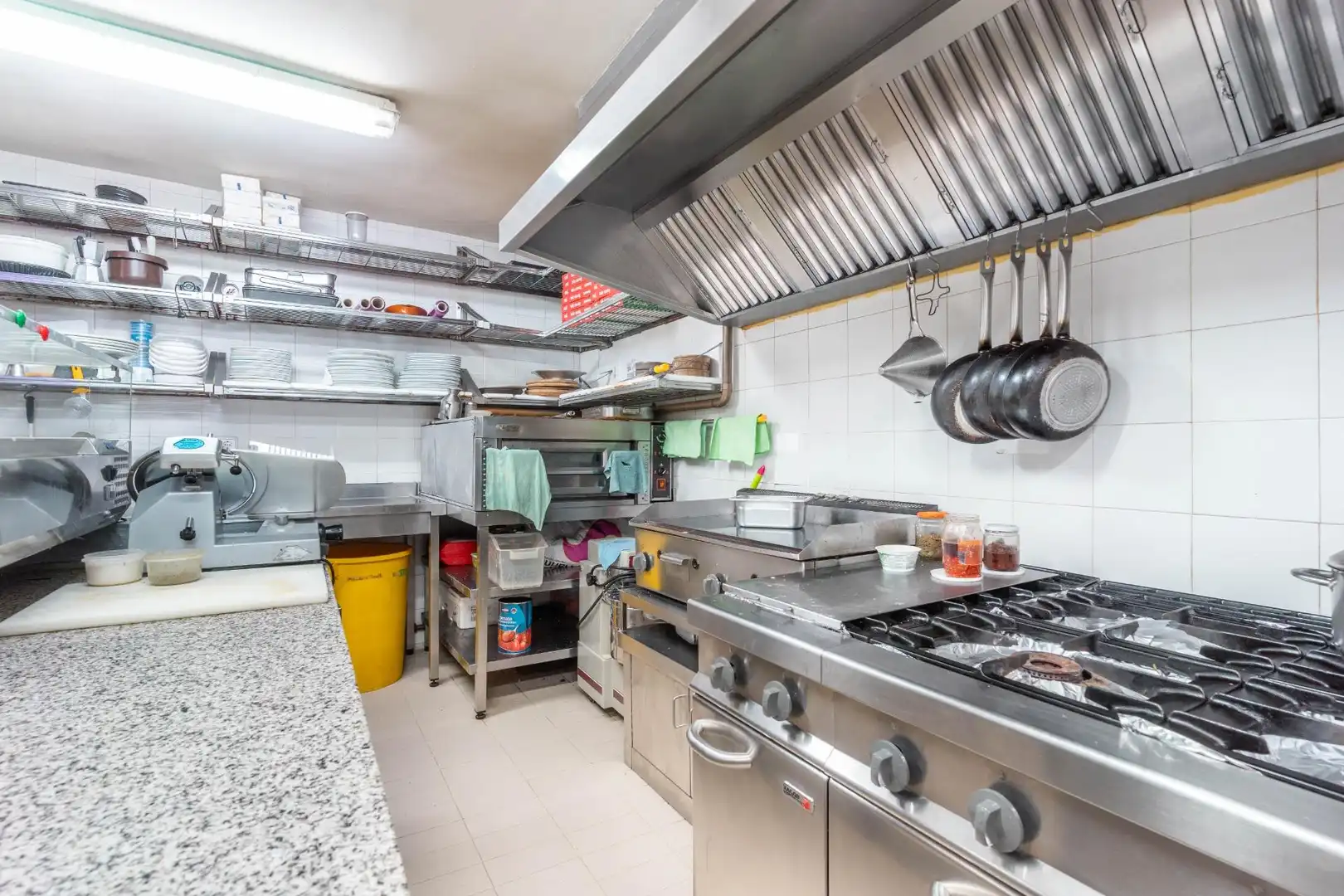 Kitchen of Commercial properties for sale in Oviedo   with Air Conditioner