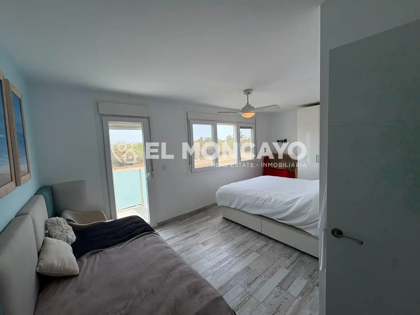 Habitación de Casa o chalet en venta en Torrevieja con Jardín privado, Terraza y Piscina