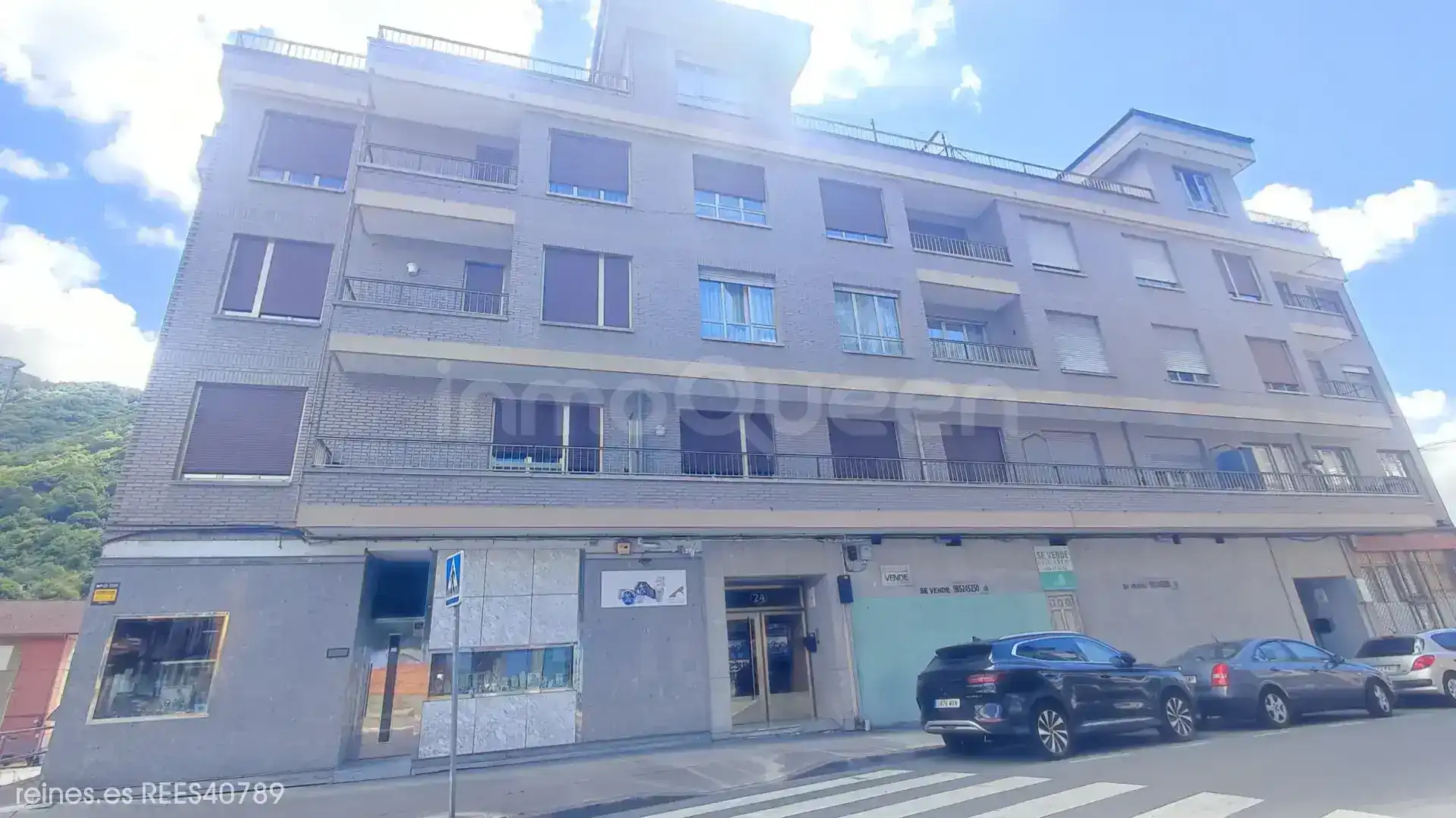 Vista exterior de Pis en venda en Mieres (Asturias) amb Calefacció, Terrassa i Moblat