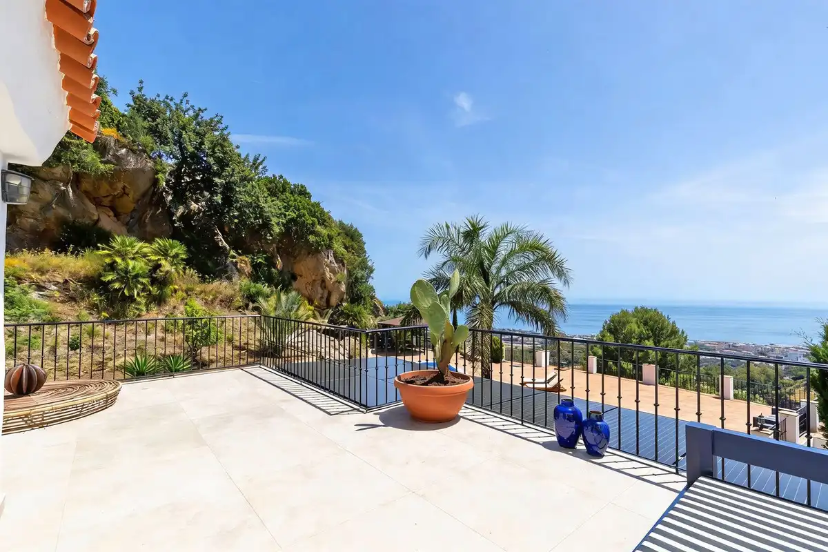 Terrace of Houses for sale in Ojén  with Air Conditioner, Private garden and Swimming Pool