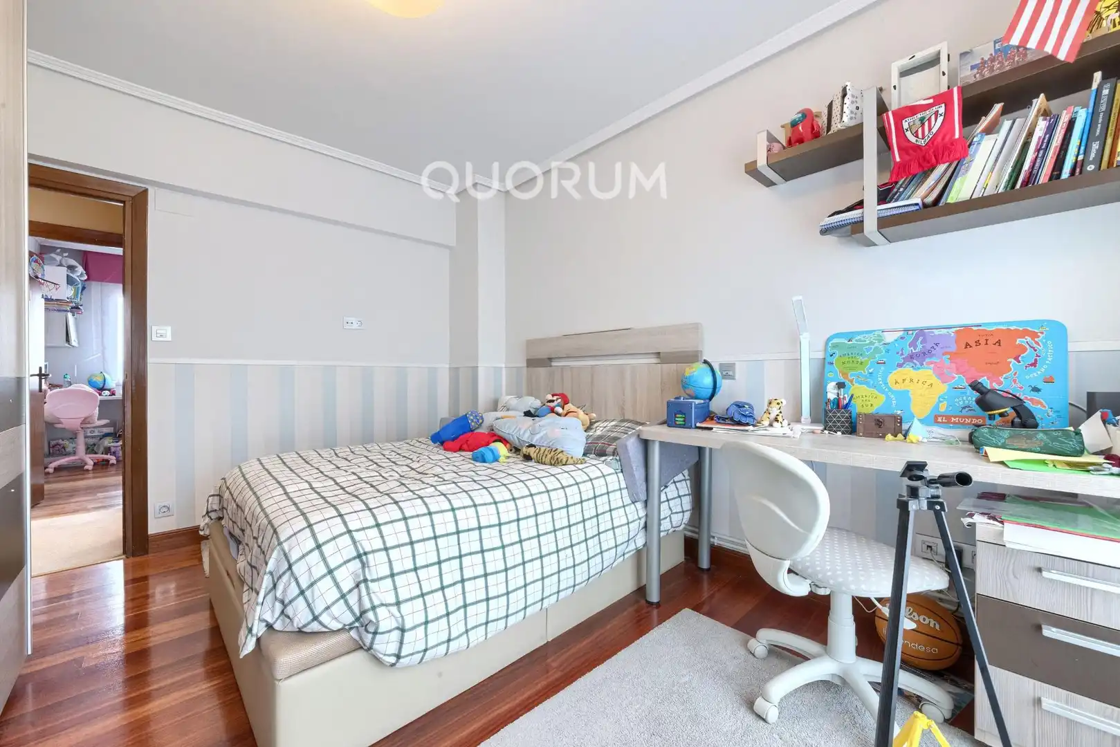 Habitación de Piso en venta en Basauri  con Calefacción, Terraza y Balcón