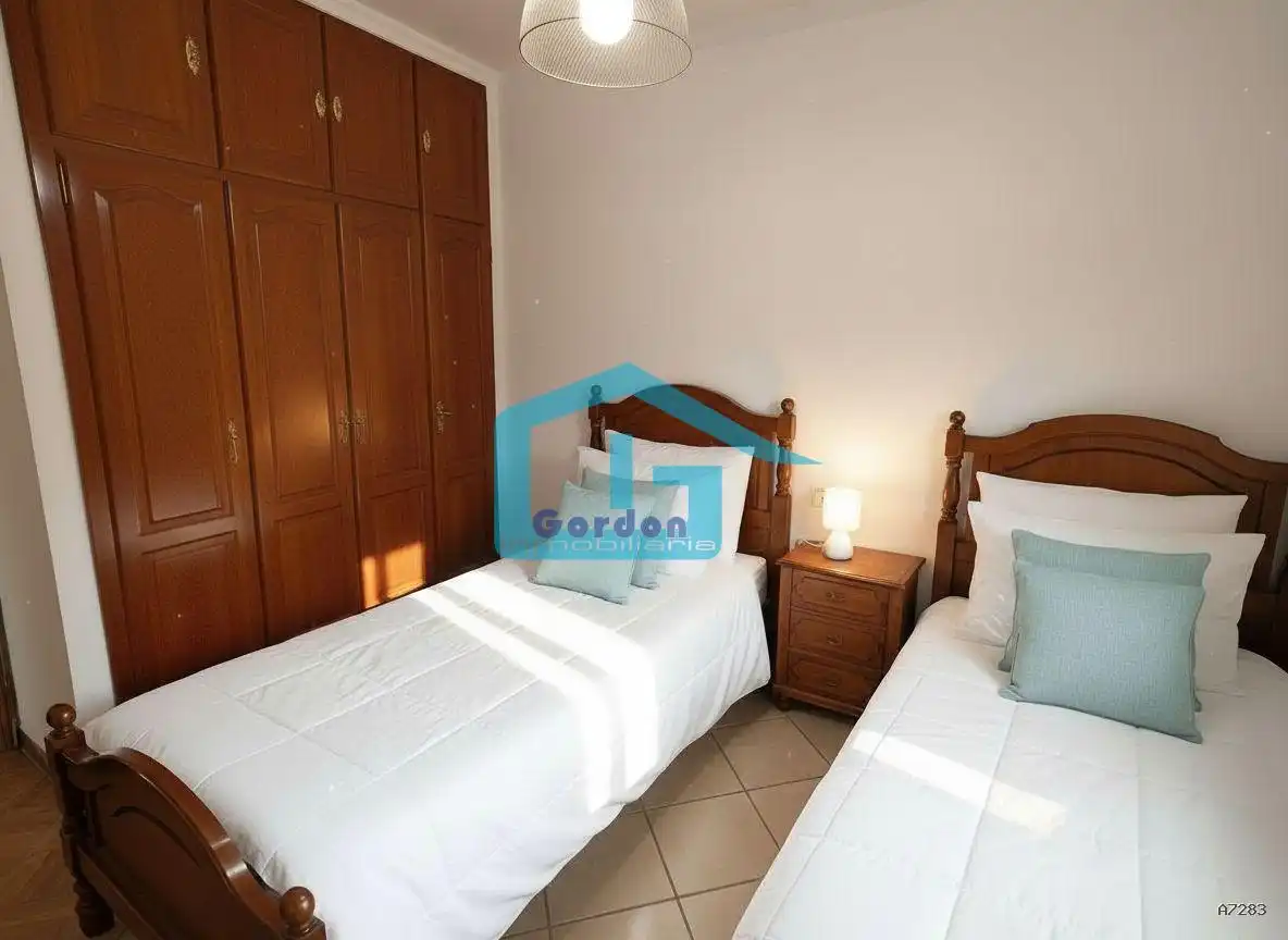 Habitación de Piso de alquiler en Meaño con Calefacción, Terraza y Amueblado