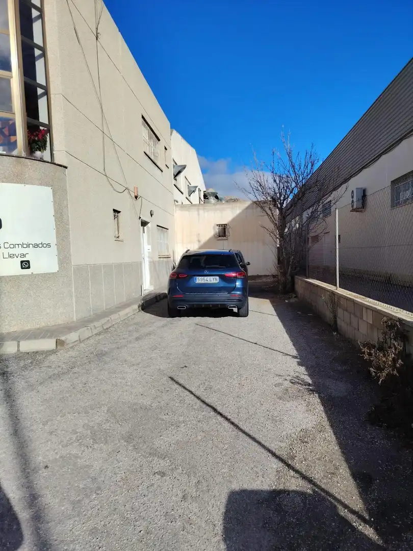 Parking de Edificio en venta en Elda