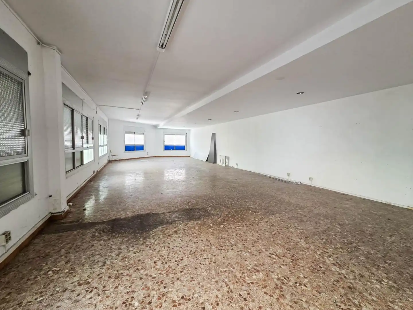 Local commercial à louer à Centre - Eixample – Can Llobet, imagen 7