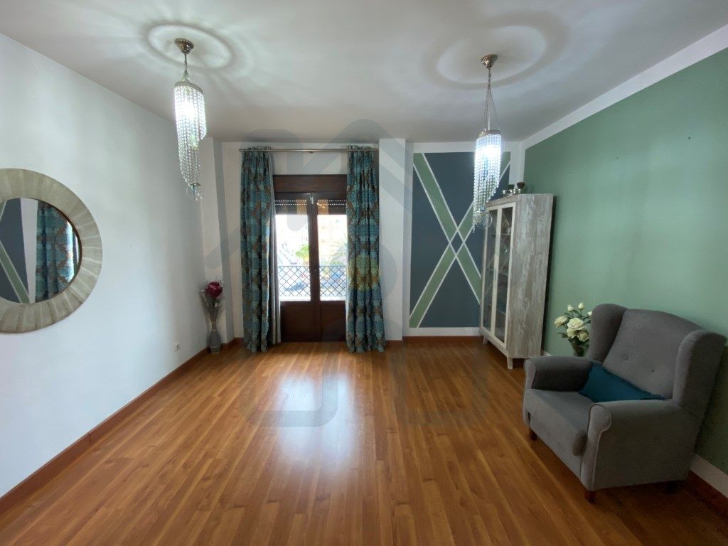 Living room of Flat for sale in Los Palacios y Villafranca