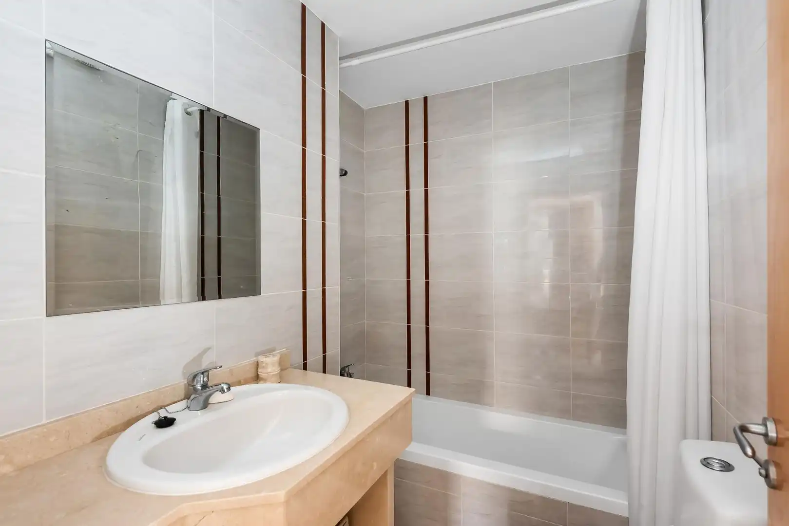 Bathroom of Flat for rent in Artà  with Heating and Furnished