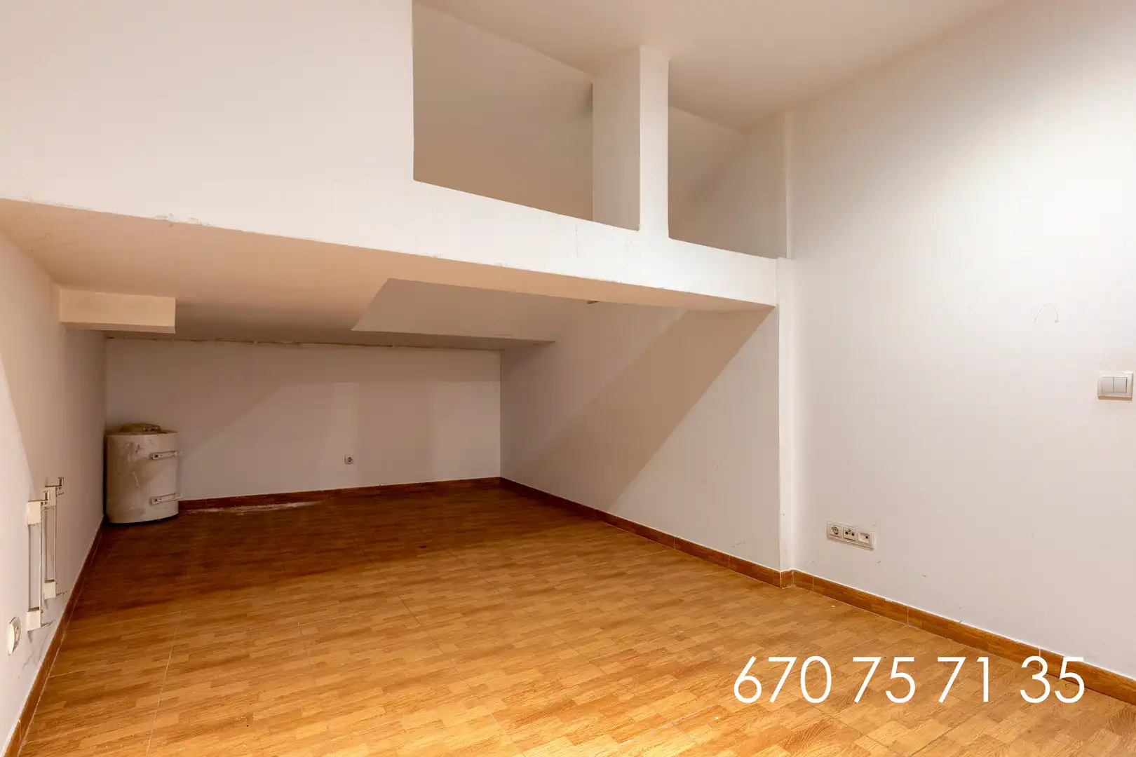 Local en venda en Madrid amb Calefacció, Parquet i Terrassa