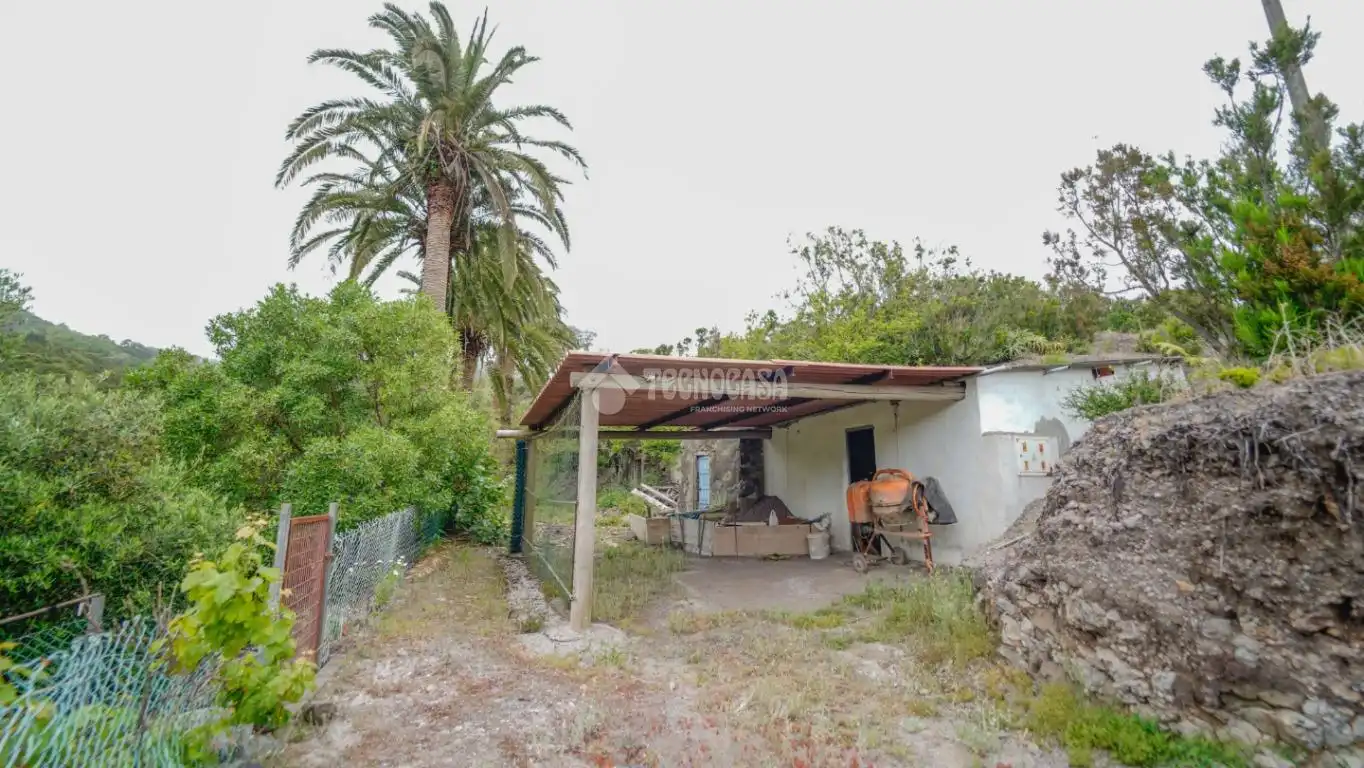 Finca rústica en venta en Agulo