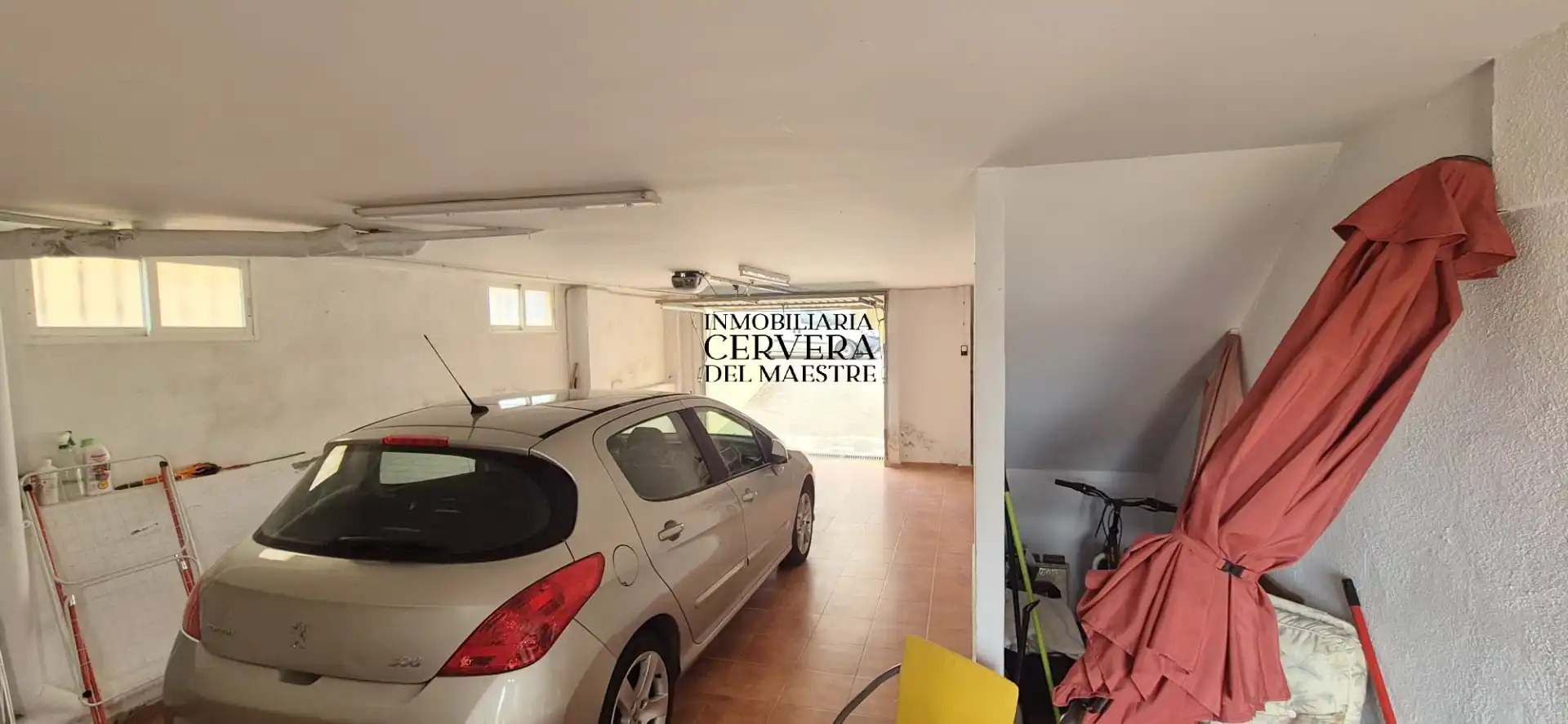 Casa adosada en venda en La Salzadella amb Aire condicionat, Calefacció i Jardí privat