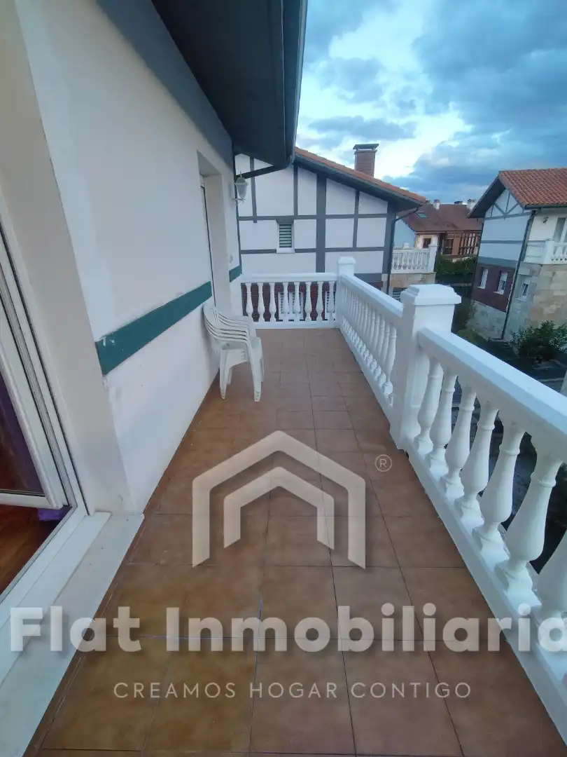 Habitatge amb terrassa en venda a Barrio Sámano 85b, imagen 55