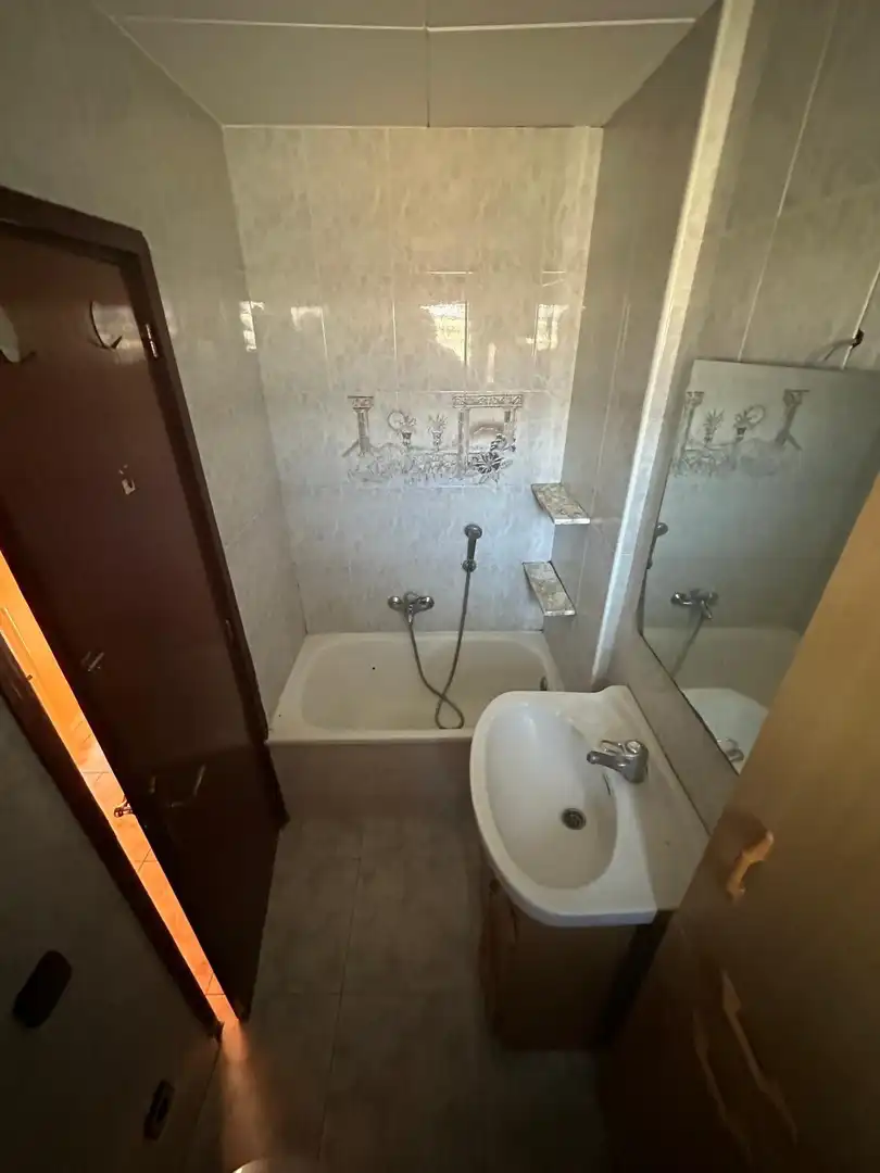 Bathroom of Flat for sale in Ripoll  with Balcony