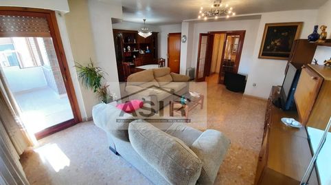 Foto 2 de Piso de alquiler en Alquenència - Venècia, Alzira