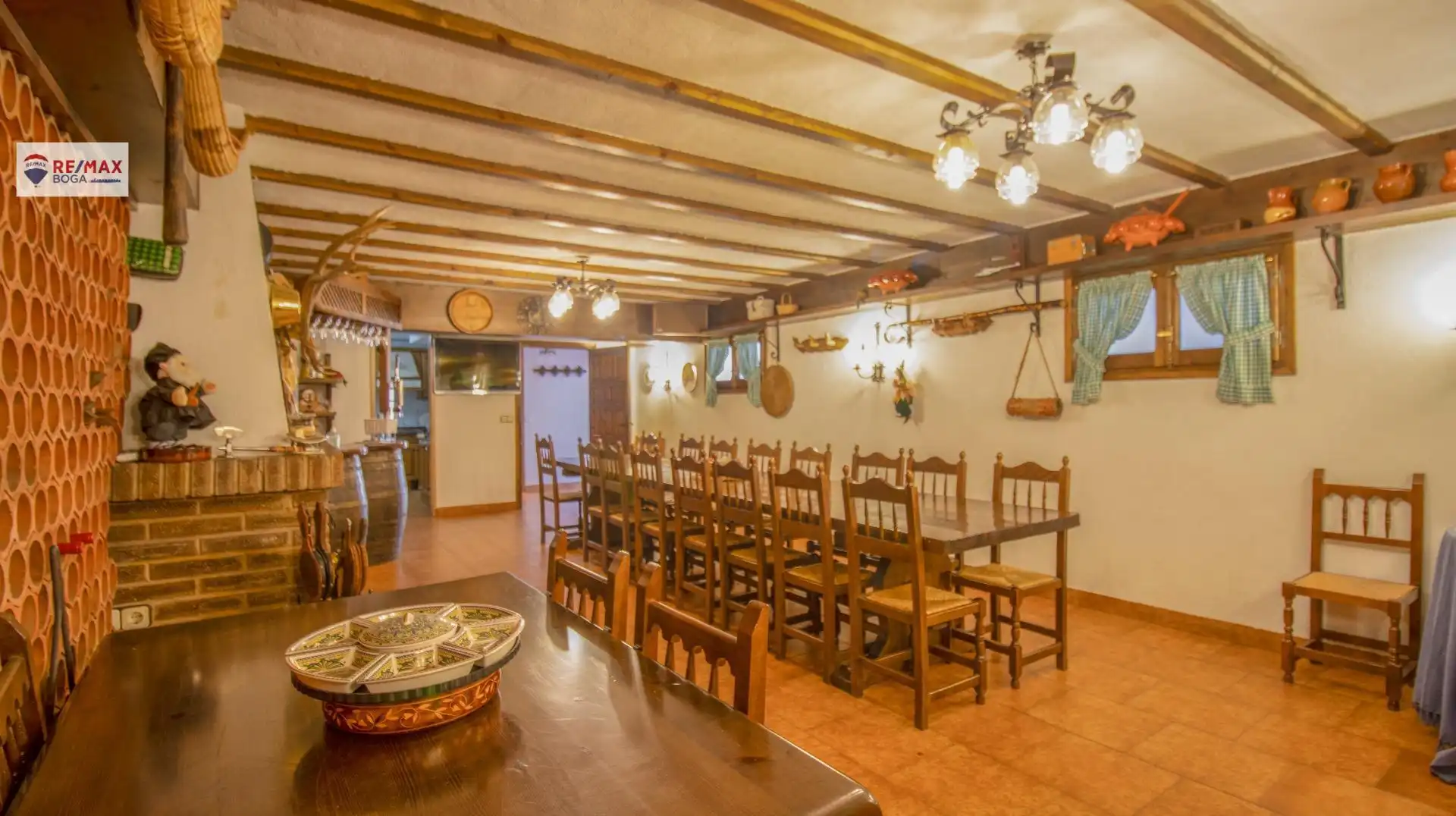 Casa o xalet en venda en Oyón-Oion amb Aire condicionat, Jardí privat i Parquet
