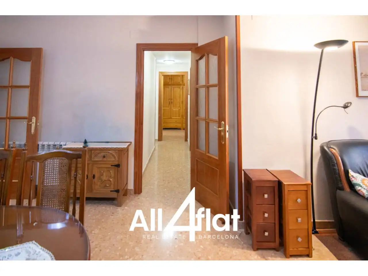 Wohnung zum Verkauf in Viladecans mit Klimaanlage, Heizung und Balkon