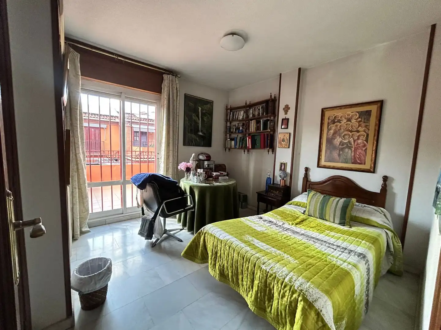 Habitación de Casa adosada en venta en Granada con Aire acondicionado, Calefacción y Terraza