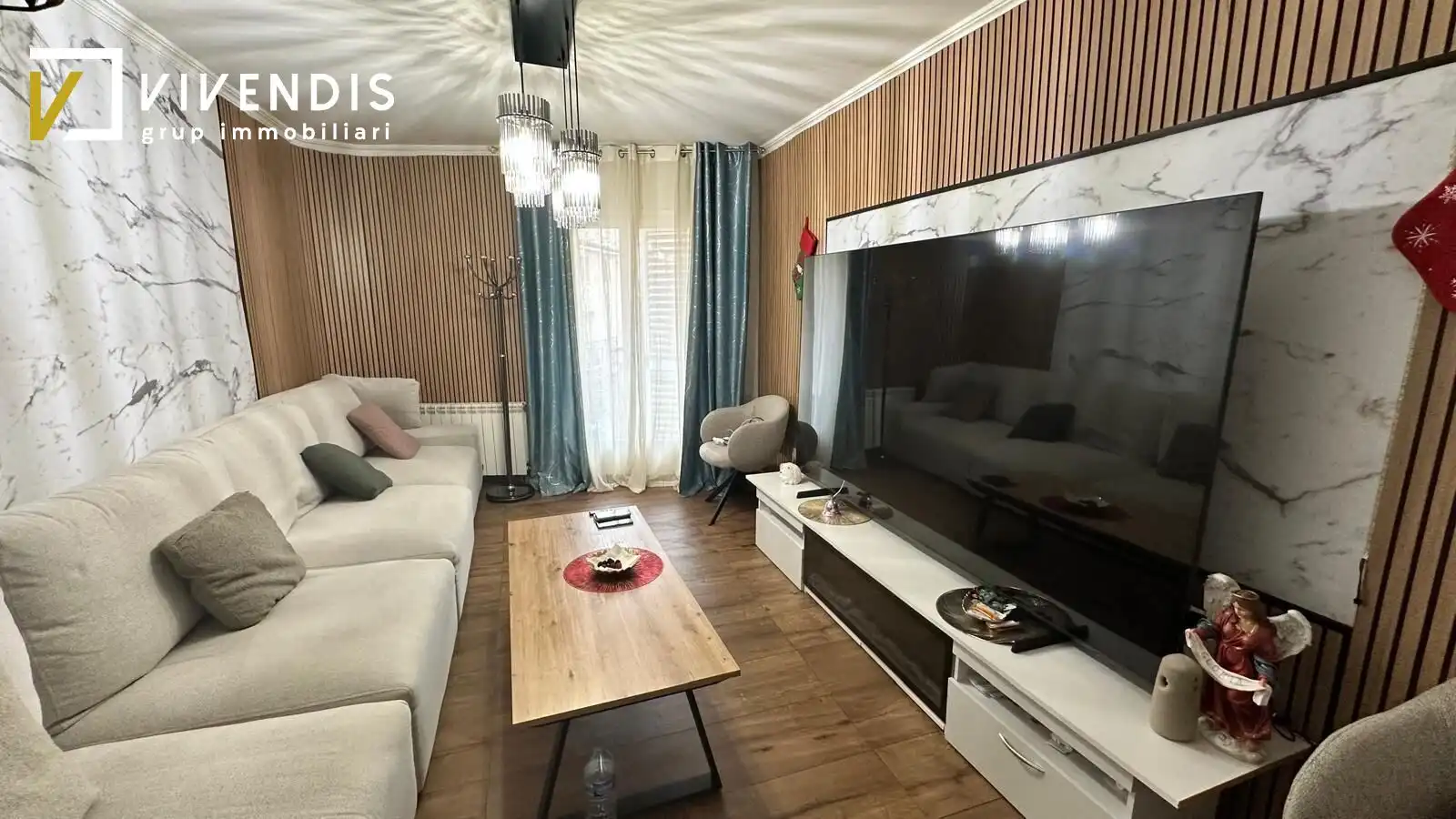 Sala de estar de Piso en venta en Torrefarrera con Calefacción, Trastero y Balcón