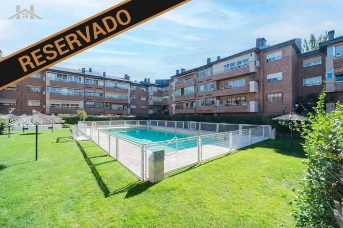 Exterior view of Flat for sale in Majadahonda  with Air Conditioner, Heating and Terrace