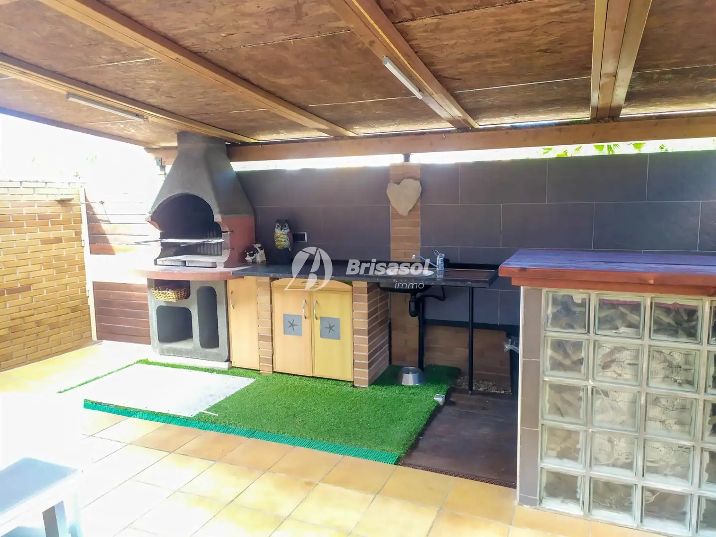 Cocina de Casa adosada en venta en Cambrils con Aire acondicionado, Calefacción y Jardín privado