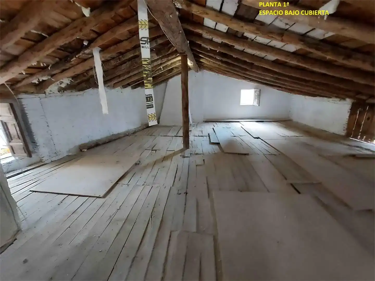 Casa o xalet en venda en Yeste amb Traster i Balcó