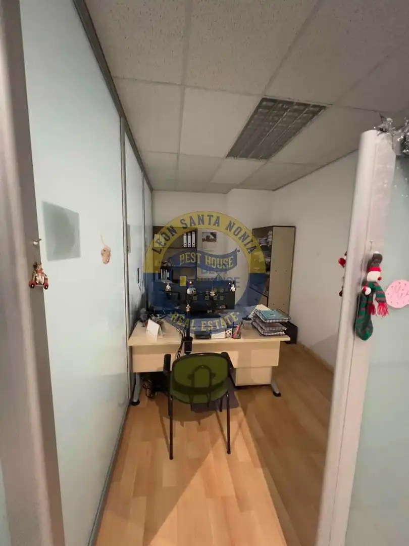 Business premises for sale in San Claudio - La Chantría, imagen 11