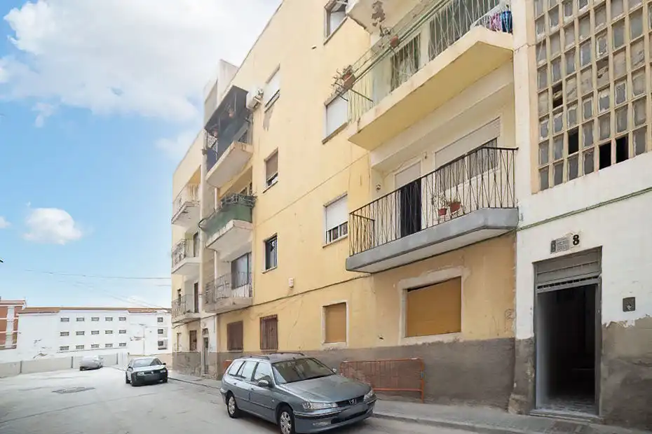 Vista exterior de Piso en venta en Crevillent